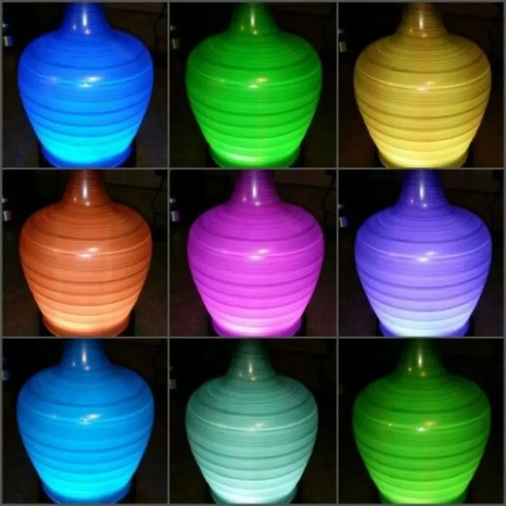 Scentsy Diffuser Base and 'Evolve' Shade Handblown Glass